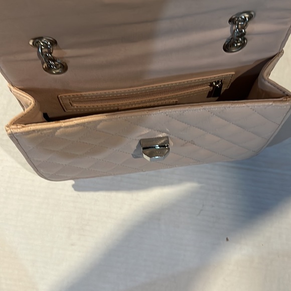 Express Women's Natural Quilted Chain Strap Shoulder Bag Pale Pink Small - Picture 4 of 5